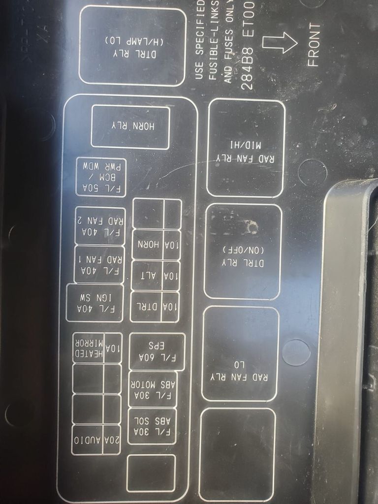 2011 Nissan Sentra Sl fuse box diagram